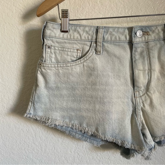 Pilco and the Letterpress x Anthropologie Micro Denim Jean Shorts Frayed Y2K - Picture 2 of 7